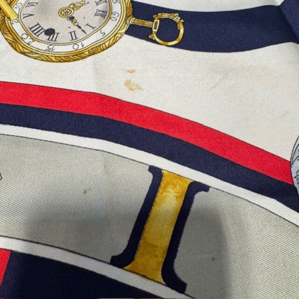 Hermes Parmi Les Fleurs Je Compte Les Heures Silk Scarf 90cm- AS IS