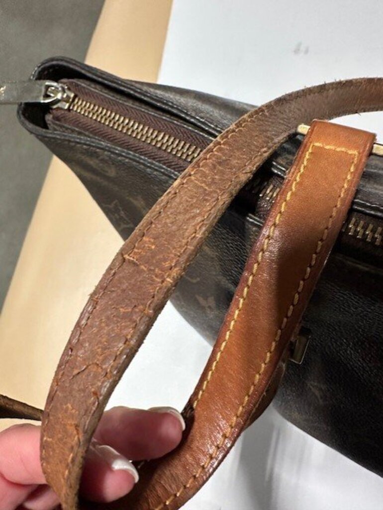 Louis Vuitton Cabas Mezzo Monogram Shoulder Bag