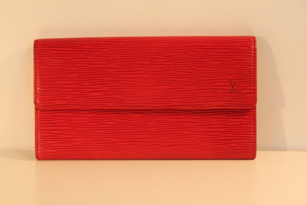 Louis Vuitton Epi Porte Tresor Castilian Red Leather Wallet