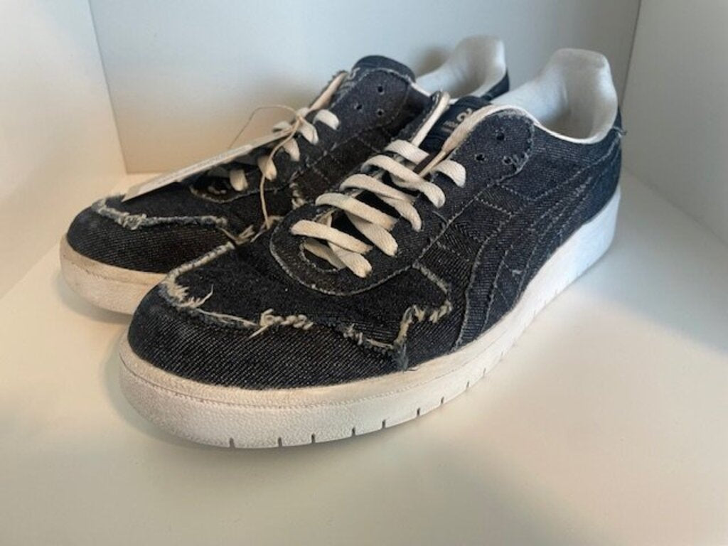 Comme des Garcons Asics Sneakers Size 9