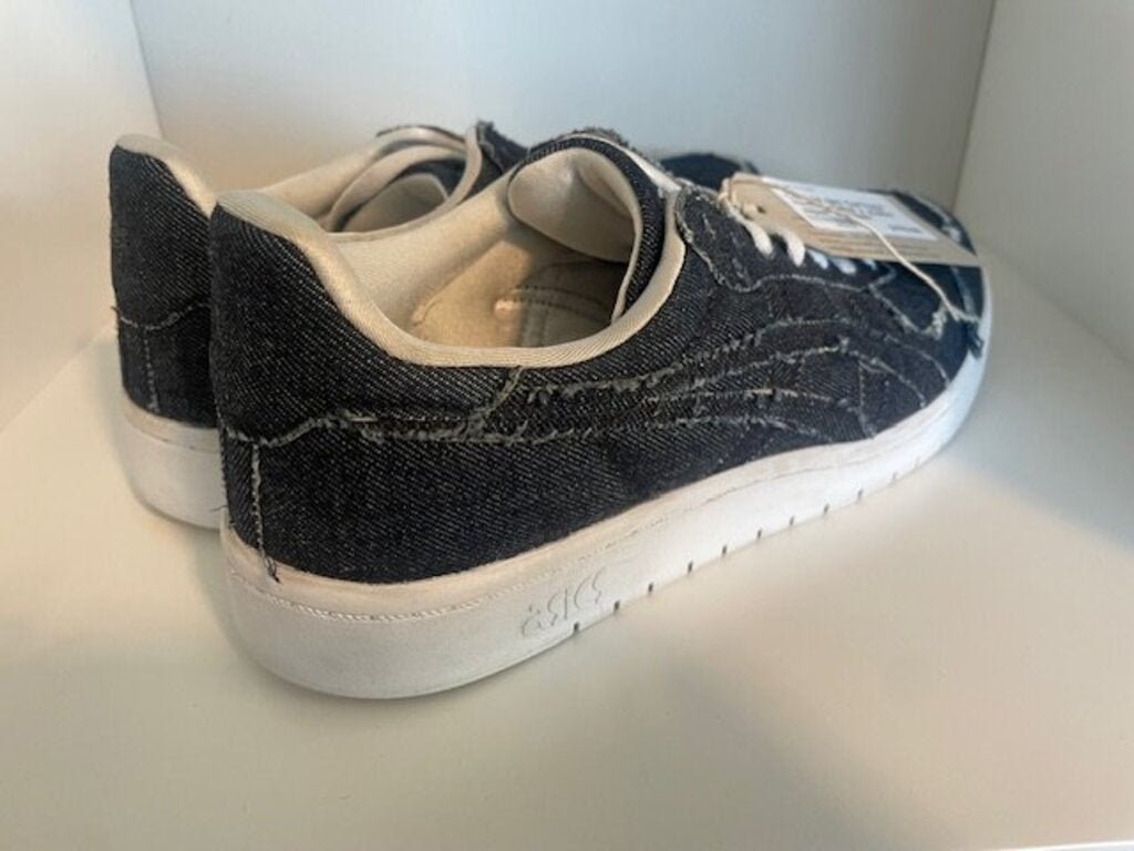 Comme des Garcons Asics Sneakers Size 9