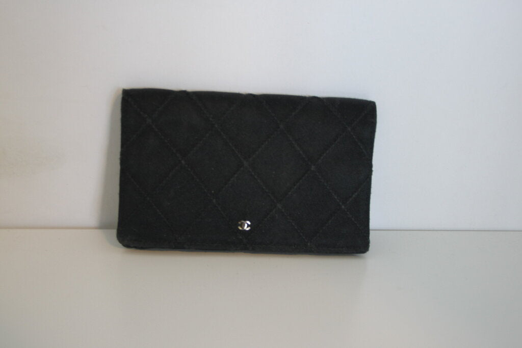 Chanel Vintage Quilted Black Textile Compact Wallet