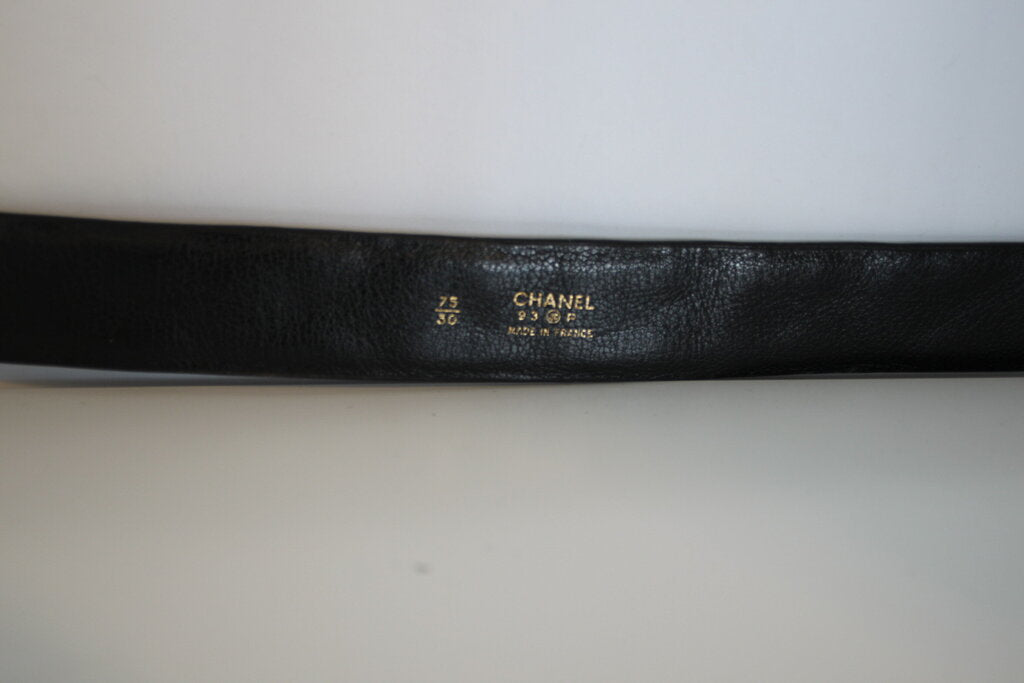Chanel Vintage 1993 Quilted Black Lambskin Chain Buckle Belt - 75/30
