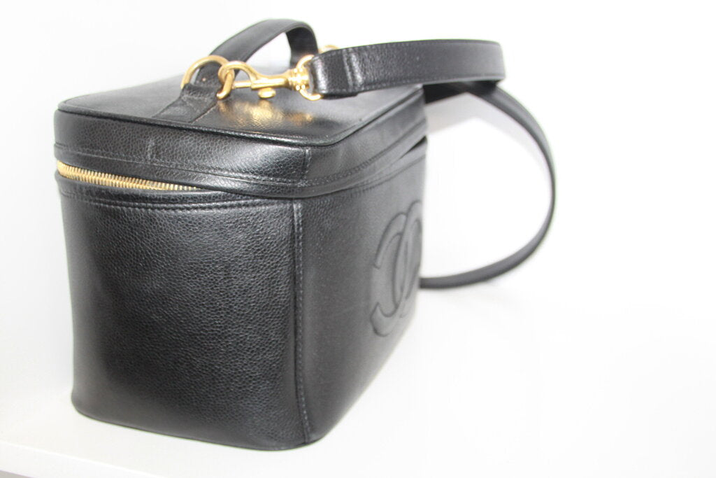 Chanel CC Logo Black Grained Calfskin Leather Vanity Bag