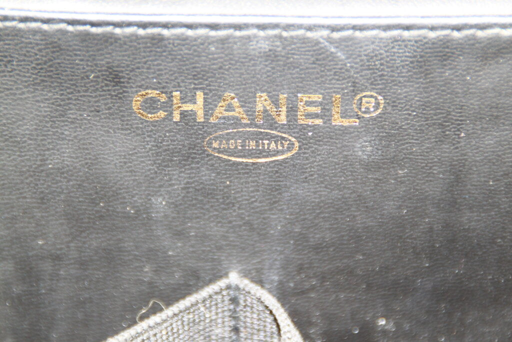 Chanel CC Logo Black Grained Calfskin Leather Vanity Bag
