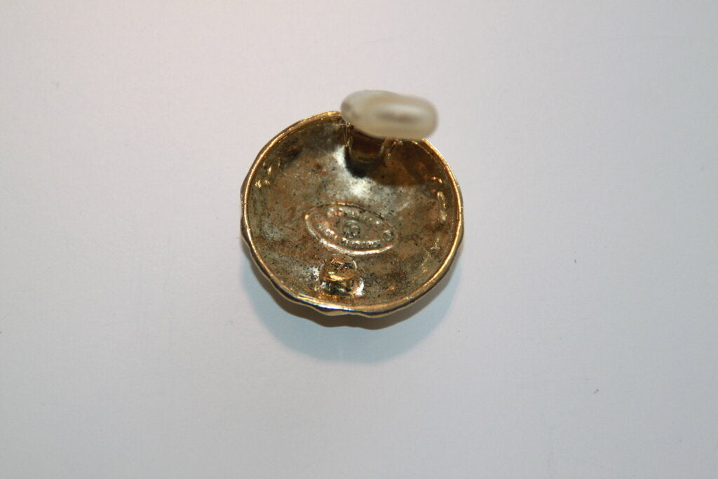 Chanel Vintage Coco Mark Matelasse Clip-On Earring - Single - Gold Tone