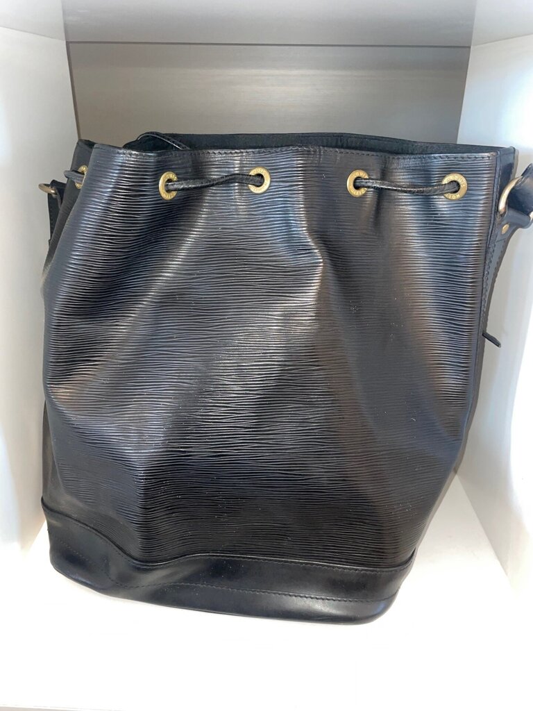 Louis Vuitton Noe Black Epi Leather Bucket Bag
