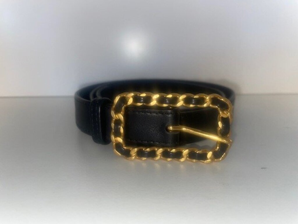 Chanel Vintage 1995 Black Leather Belt - 75/30