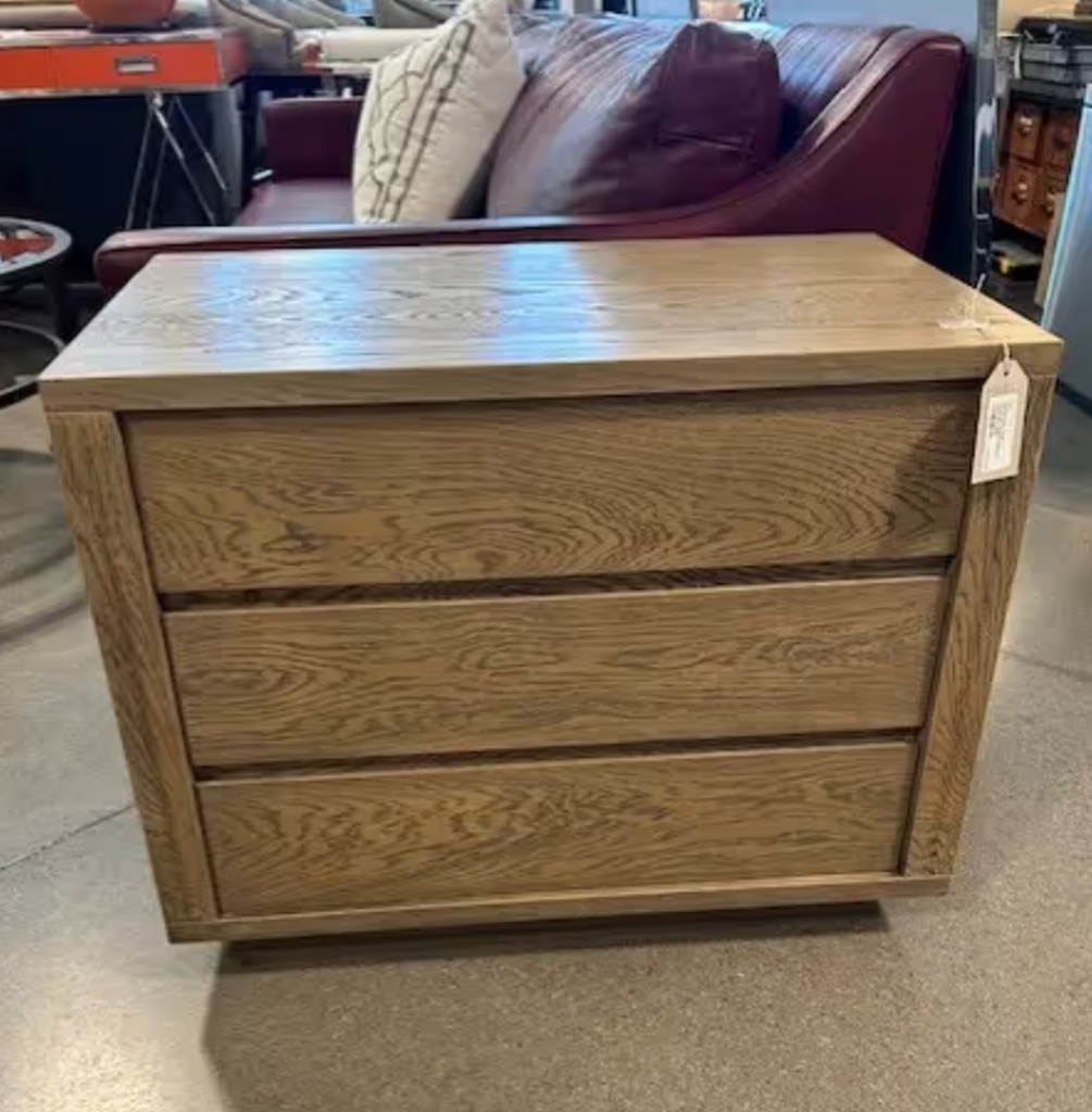Safavieh Holt 3 Drawer Nightstand- 30X18X24H