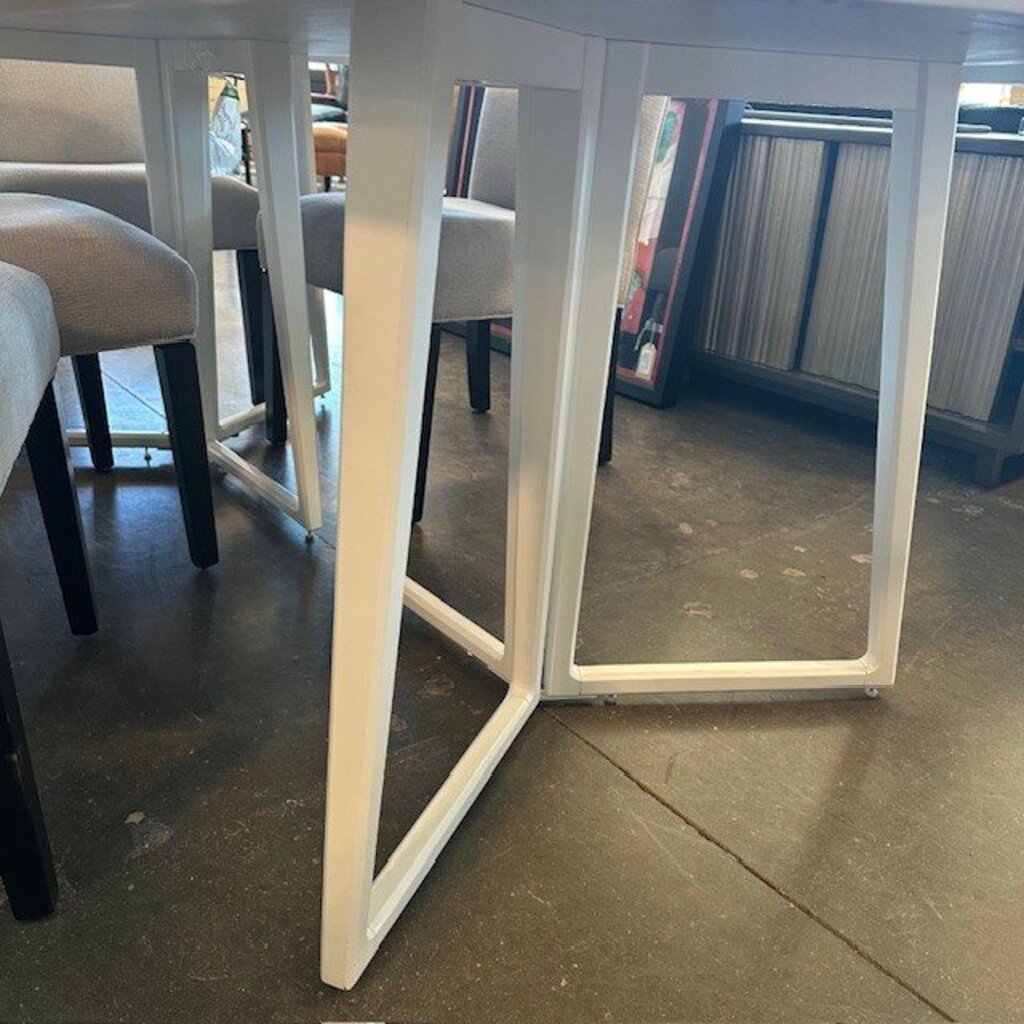 Serena & Lily Oval Dining Table - 84"