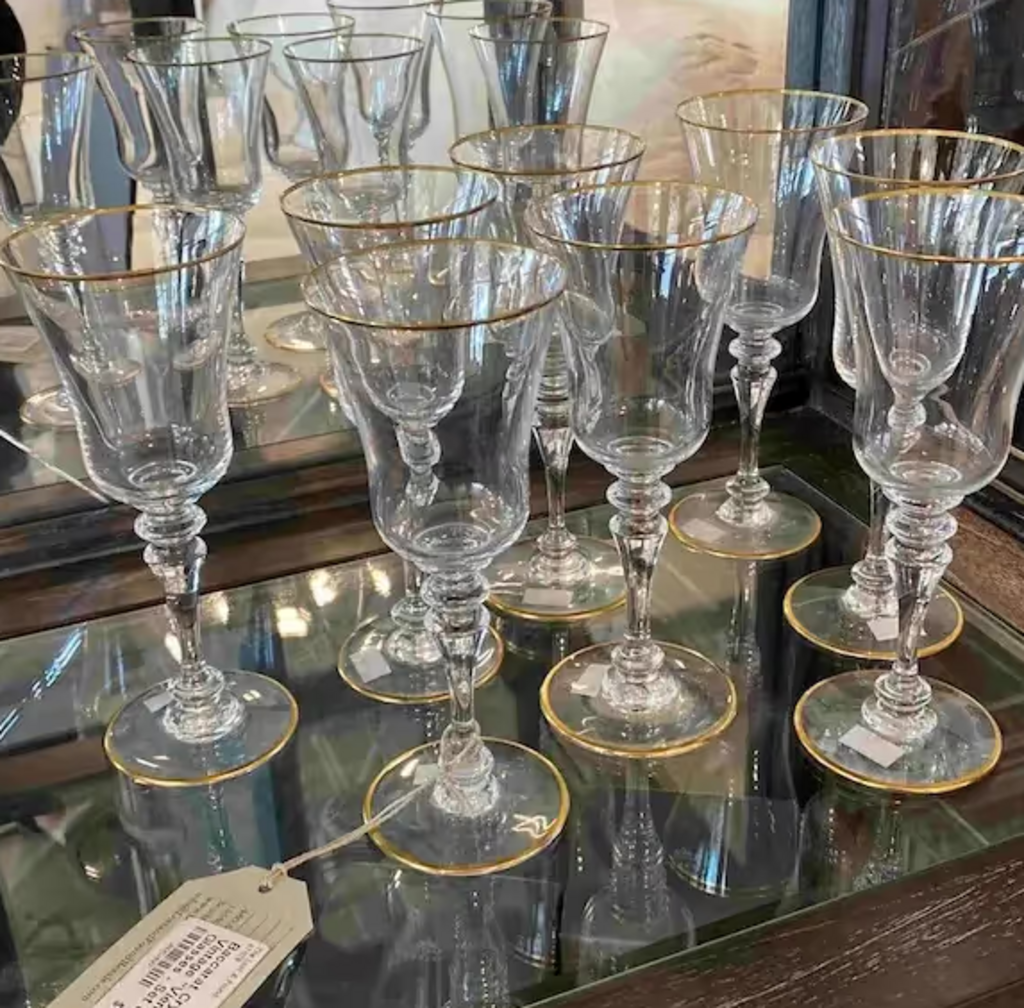 Baccarat Crystal Vintage "Vienne" Wine Glasses - Set of 8