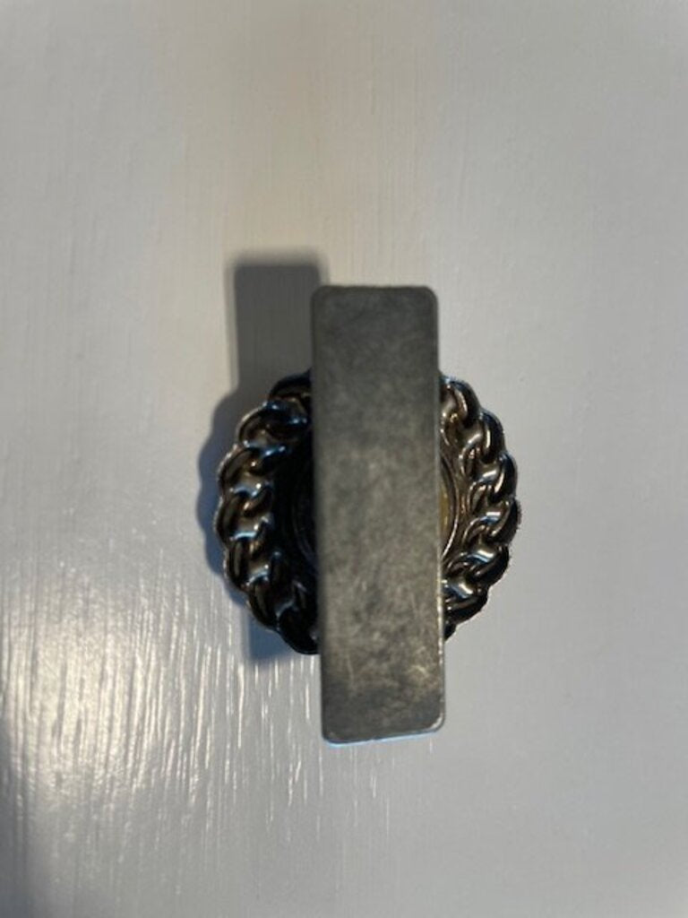 Vintage-Style Magnetic Silver-Tone Onyx & Crystal Halo Scarf Clip