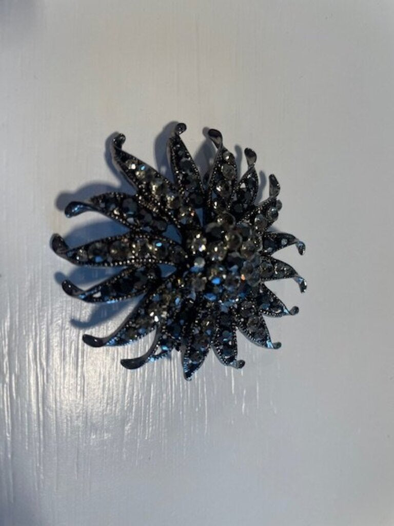 Vintage-Style Gunmetal Sunburst Statement Brooch - AS IS