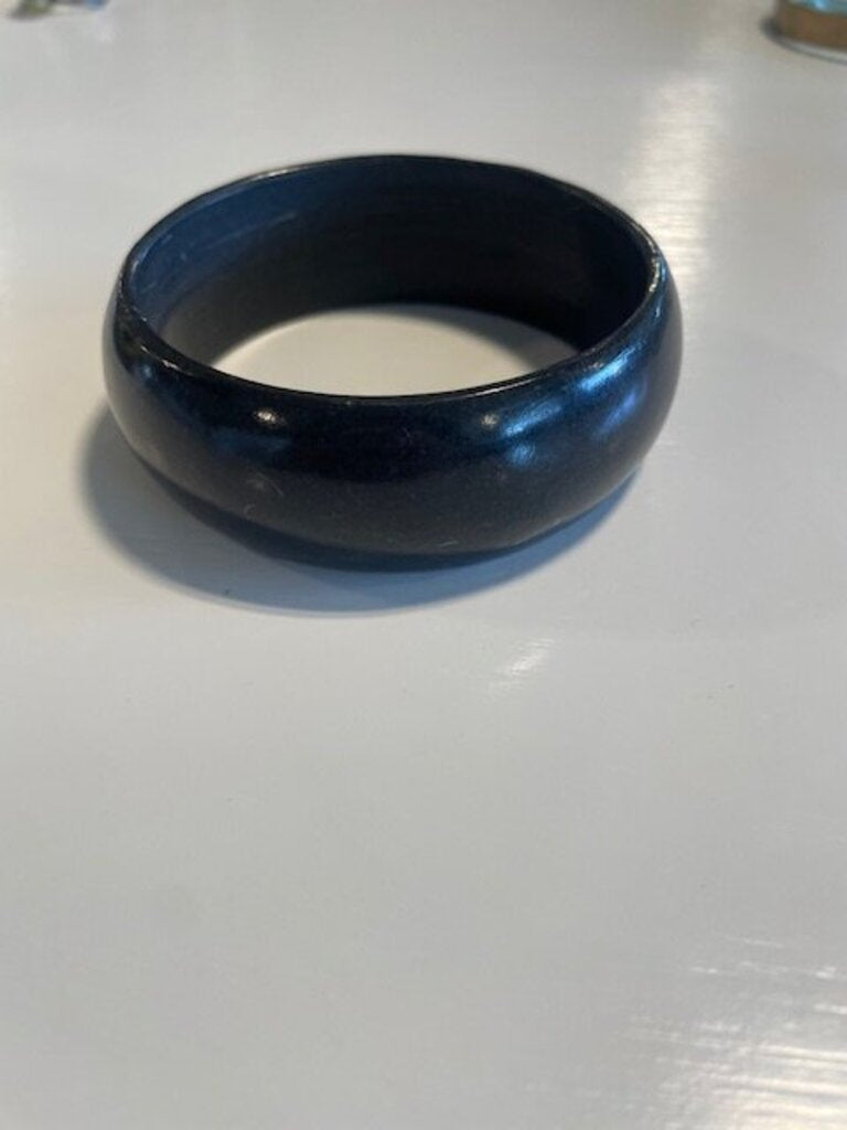 Vintage Black Stone Bangle