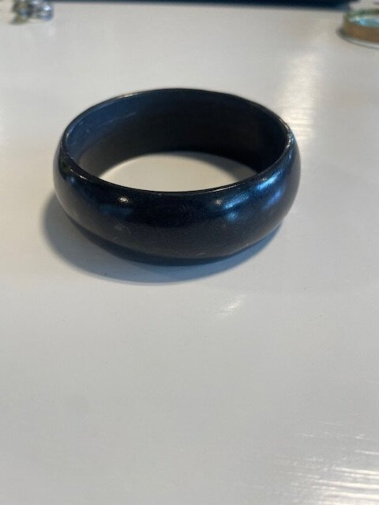 Vintage Black Stone Bangle