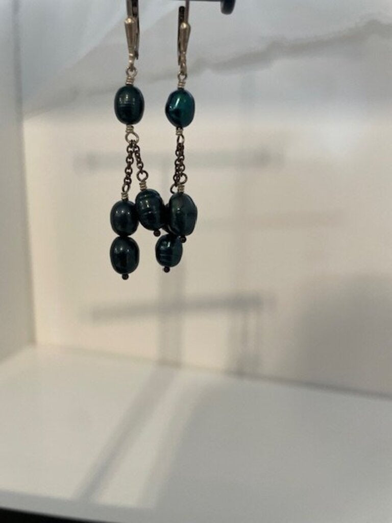 Iridescent Pearl Dark Green Graduated Drop Earrings