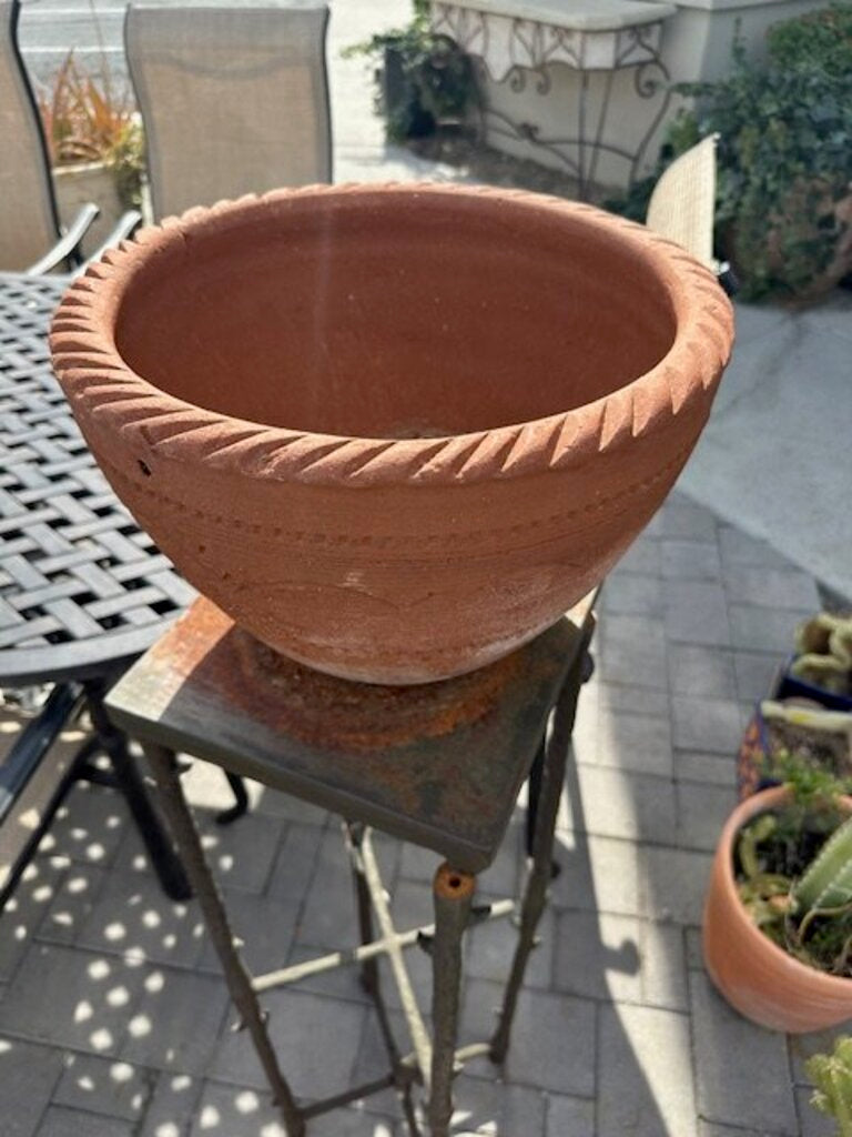 Terracotta Rope Rim Planter- 9H AS IS
