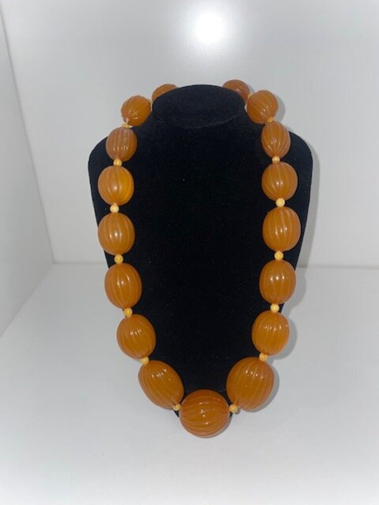 Avon Color Shapes Amber Bead Necklace