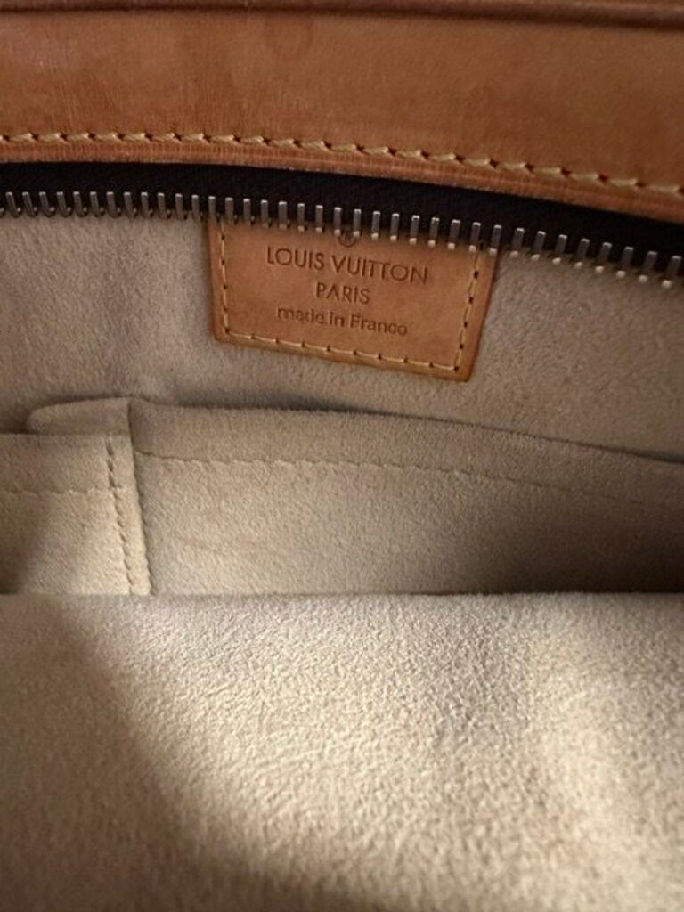 Louis Vuitton Monogram Canvas Hudson GM Shoulder Bag - AS IS