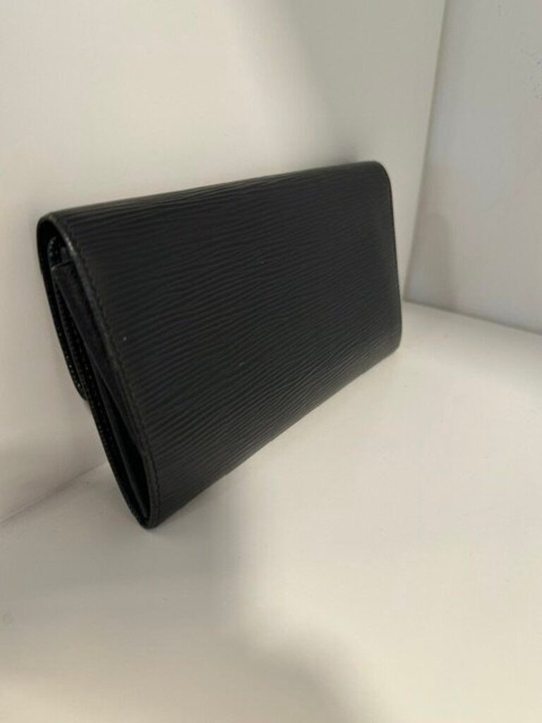 Louis Vuitton Black Epi Leather Sarah Long Flap Wallet