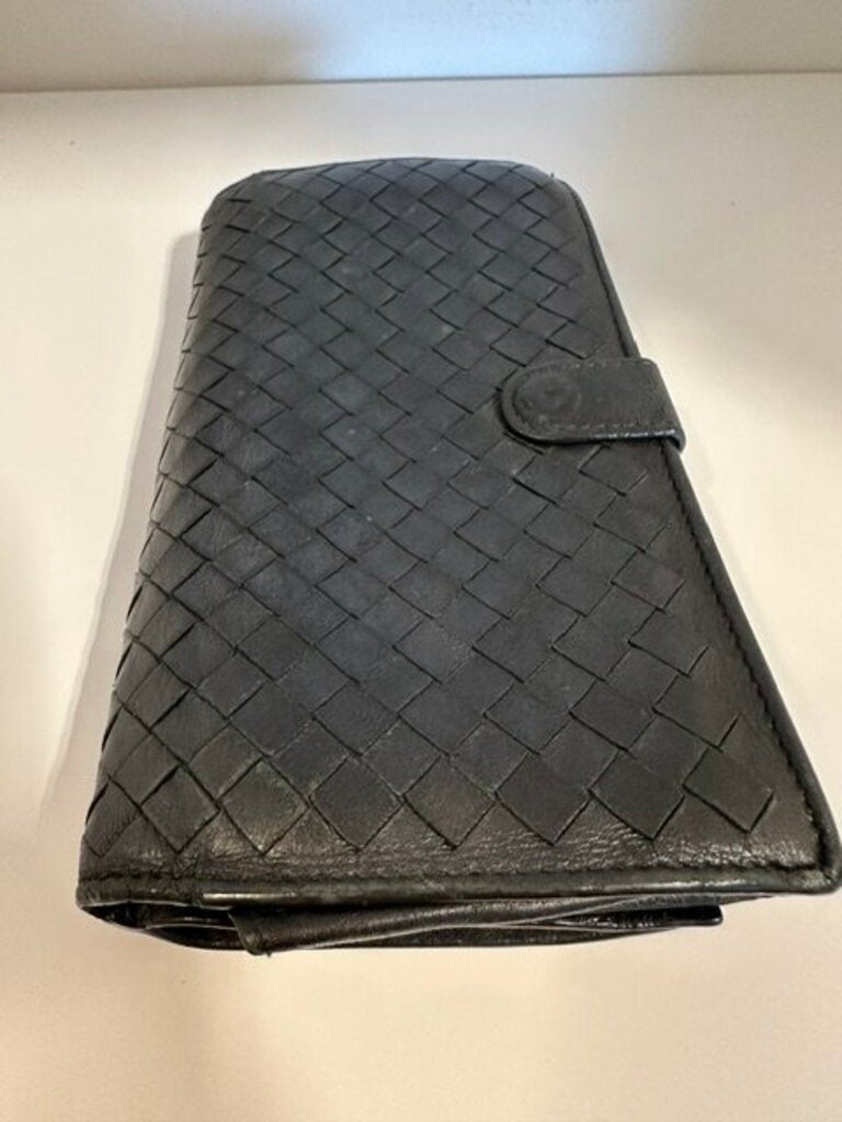 Bottega Veneta Intrecciato Nero Lambskin Nappa Continental Wallet