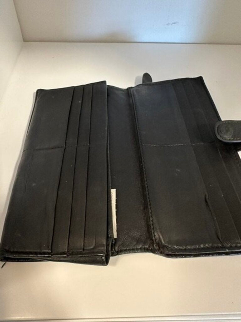 Bottega Veneta Intrecciato Nero Lambskin Nappa Continental Wallet