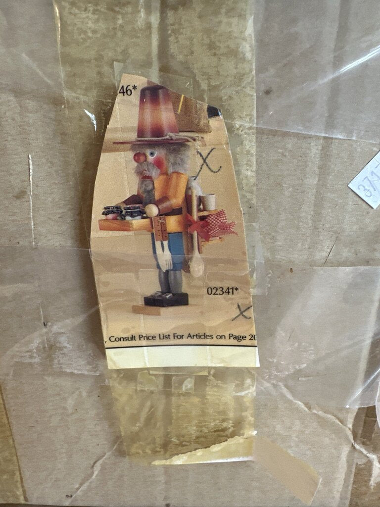 Christian Ulbricht Nutcracker Peddler W/ Jam & Wine- 7X17X10