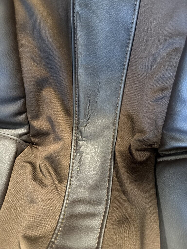 Titan Jupiter LE Premium Massage Chair - AS IS