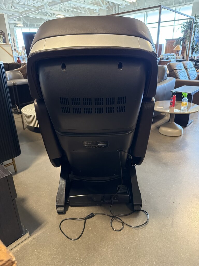 Titan Jupiter LE Premium Massage Chair - AS IS