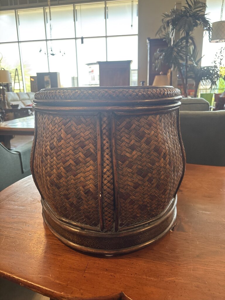 Woven Rattan Oval Basket W/ Lid- 12X23X13