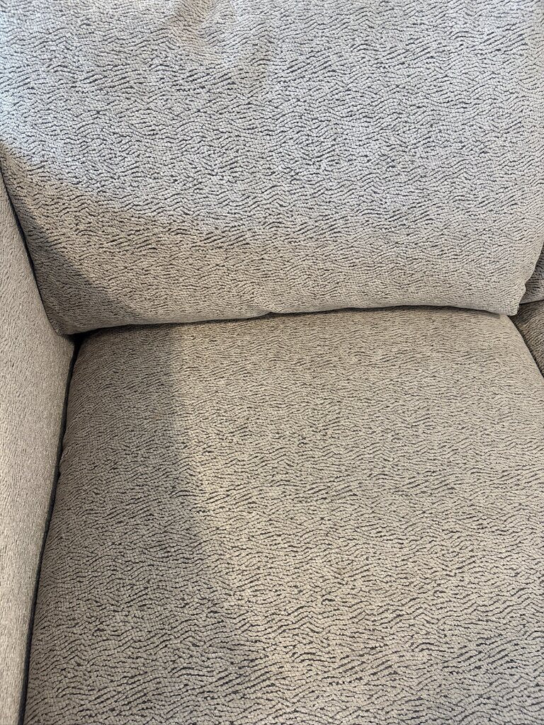Bernhardt Cream Upholstered Sofa - 98X43X33