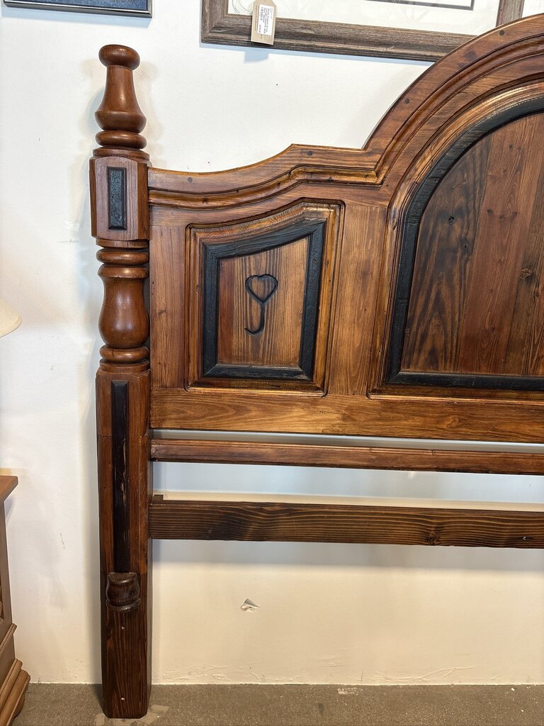 Arnold's Pickle Reclaimed Redwood King Headboard - 84X5X72H
