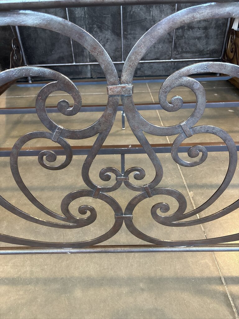 Metal Canopy Bed W/Scrolled Headboard & Footboard 1 - 82X85.5X100H