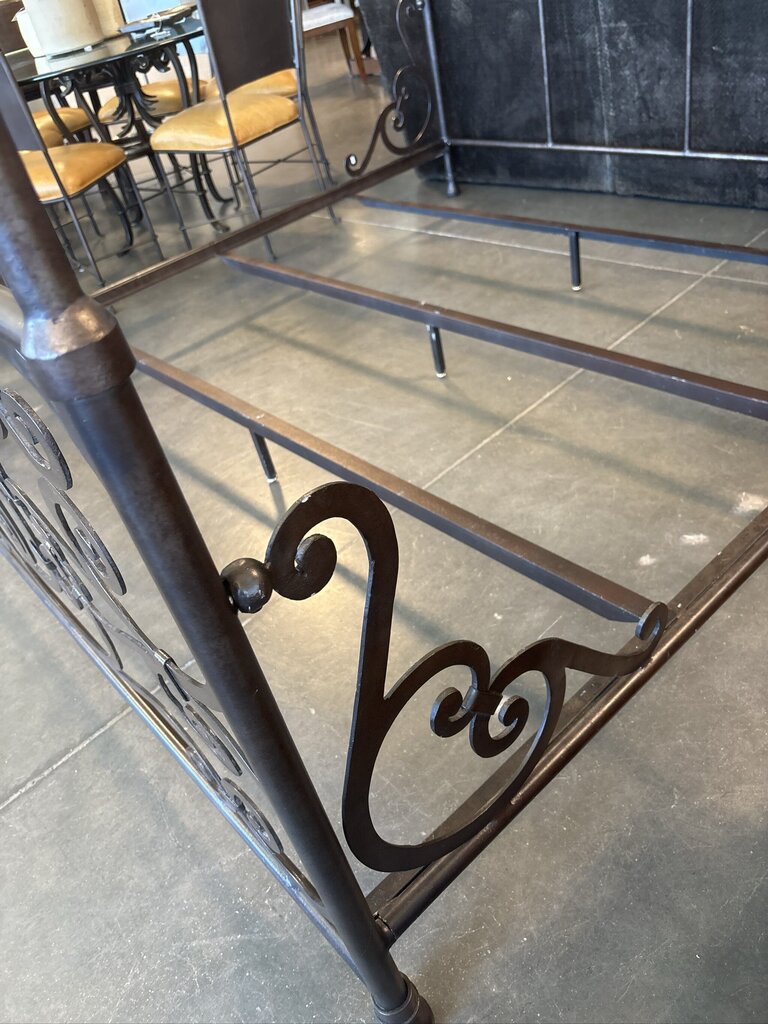 Metal Canopy Bed W/Scrolled Headboard & Footboard 1 - 82X85.5X100H