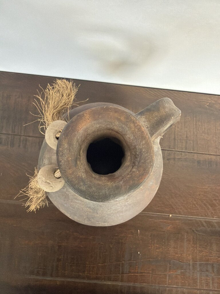 Rustic Vintage Pot W/ Handle & Rope W/ Beads (1) - 6X5X8