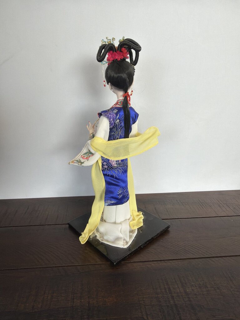 Vintage Chinese Doll W/ Box- 5X5X12