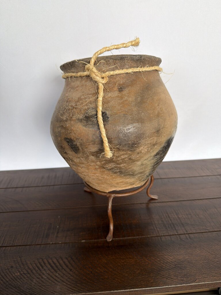 Vintage Rustic Pot On Stand- 9X9X12- AS IS