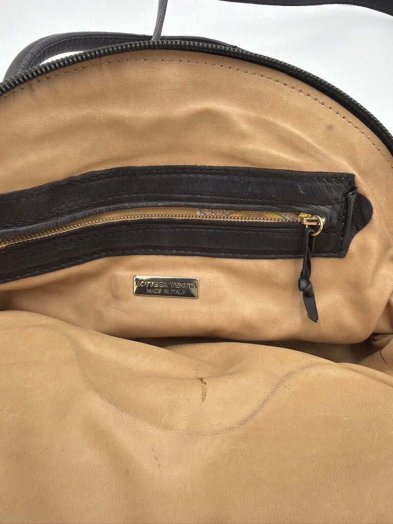 Bottega Veneta Nero Woven Leather Bowler Satchel Bag Description