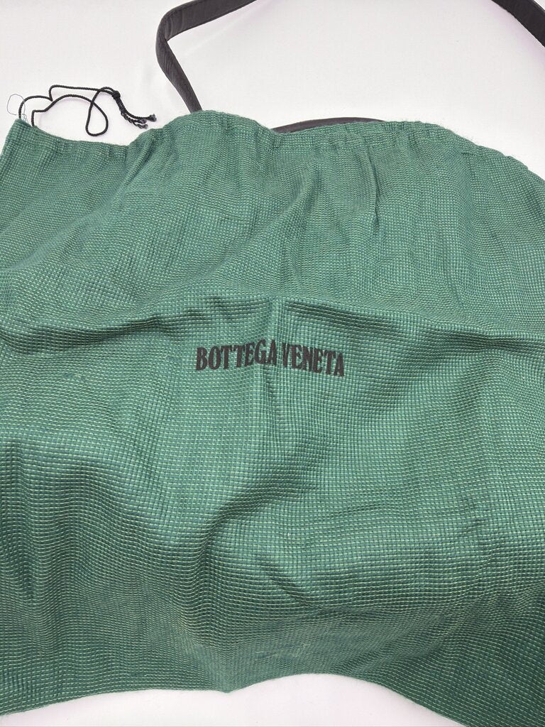 Bottega Veneta Nero Woven Leather Bowler Satchel Bag Description