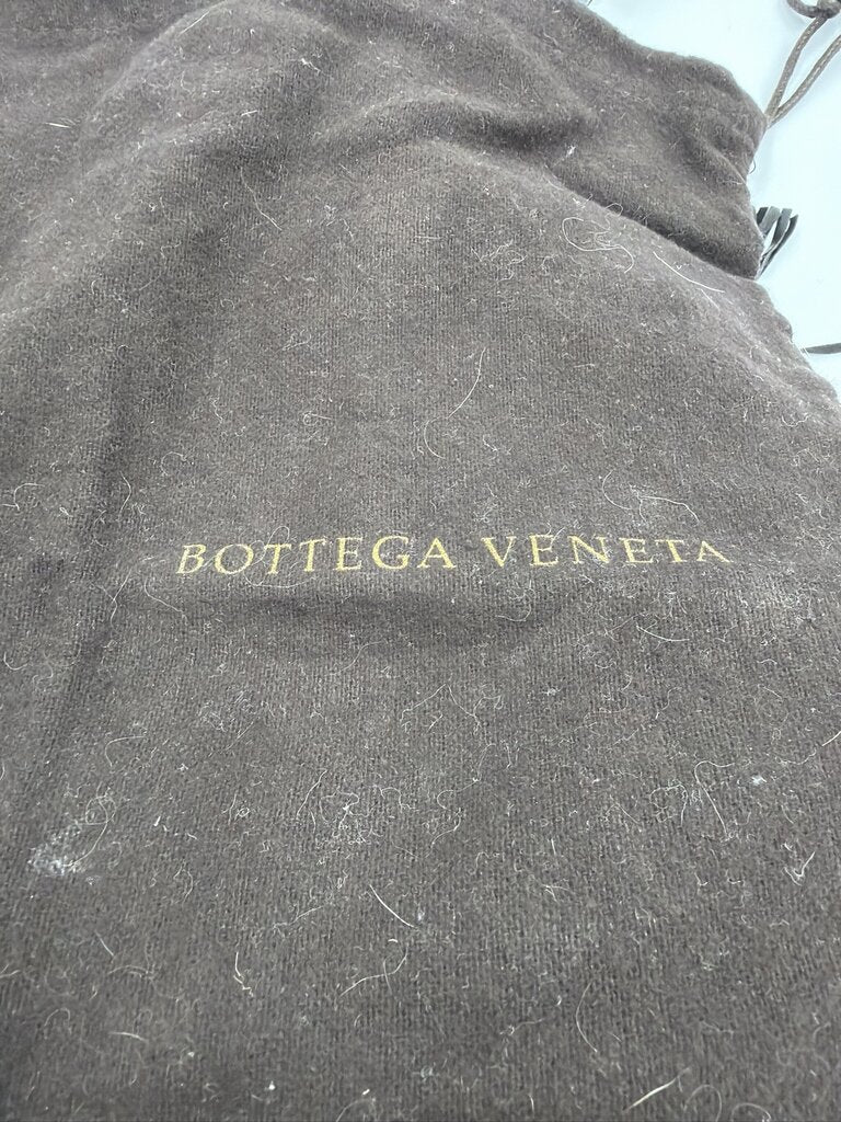 Bottega Veneta Nero Woven Leather Bowler Satchel Bag Description