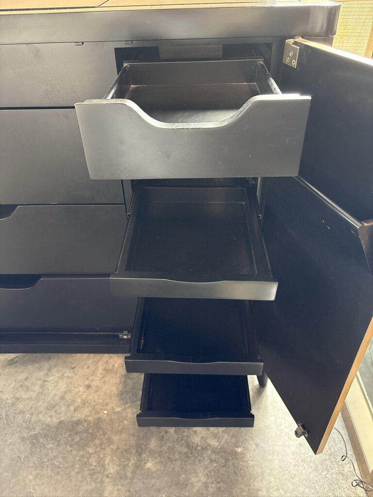 Caracole Perfect Proportions Console- 46X15.5X42H - AS IS