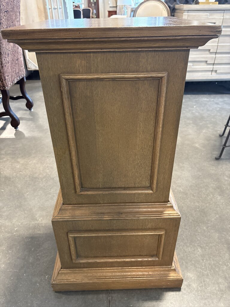 Gold Square Pedestal Table W/ Trim - 20X20X36H