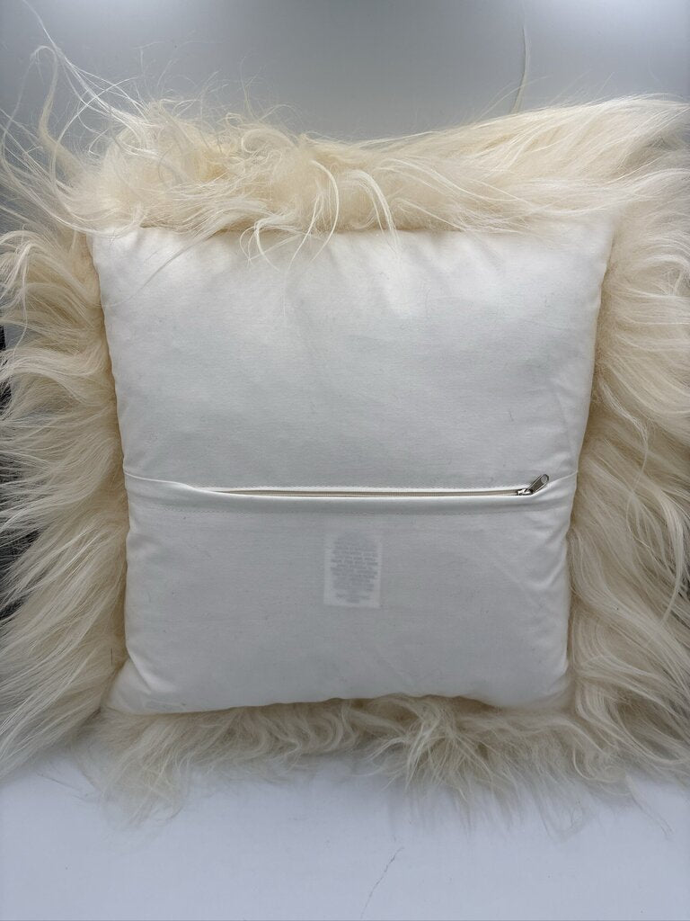 CB2 Icelandic Sheepskin Pillow || - 16X16H