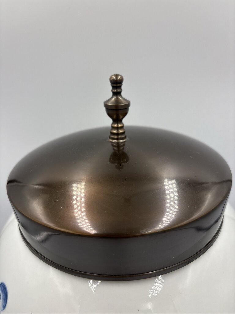 Authentic Models St. Vincent Dutch Tobacco Jar - 8X8X14H