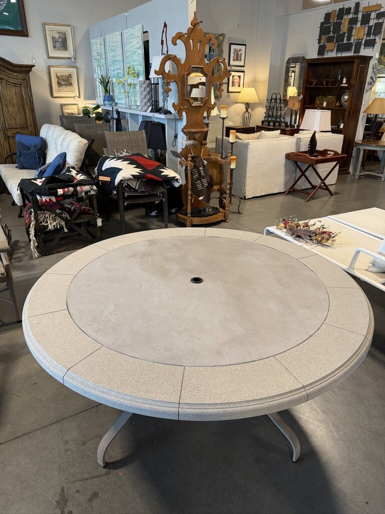 Tropitone Round Dining Set W/ 5 Sling Chairs- 63"