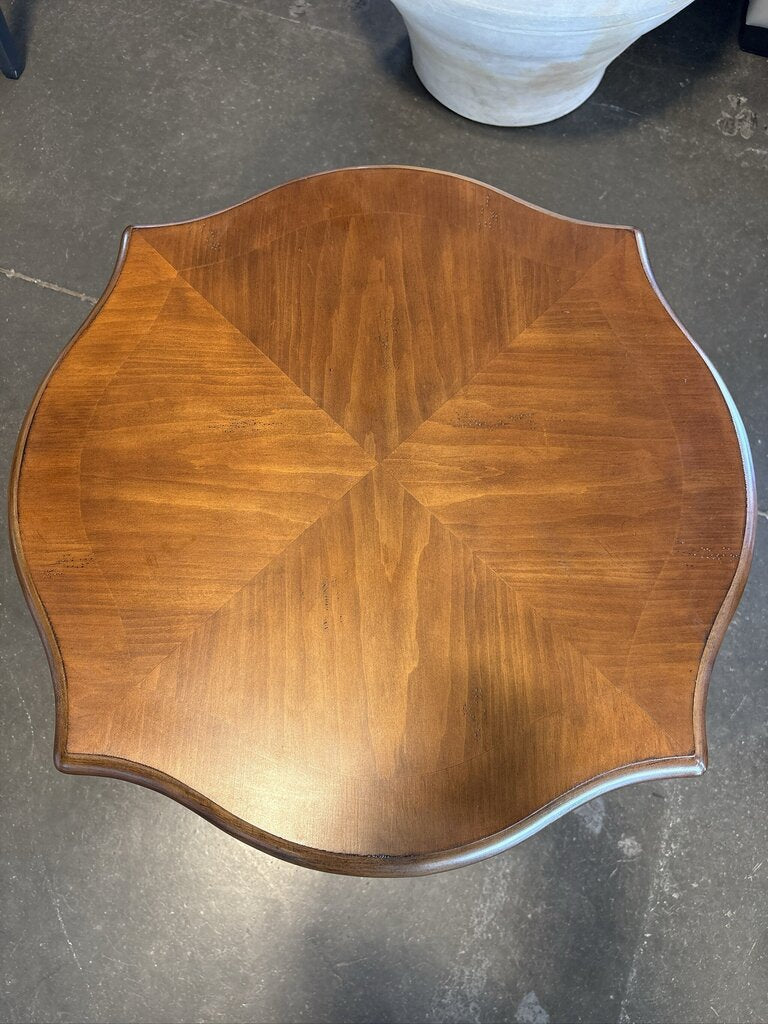 Traditional Serpentine Birch Drum Pedestal Table - 28X28X27H