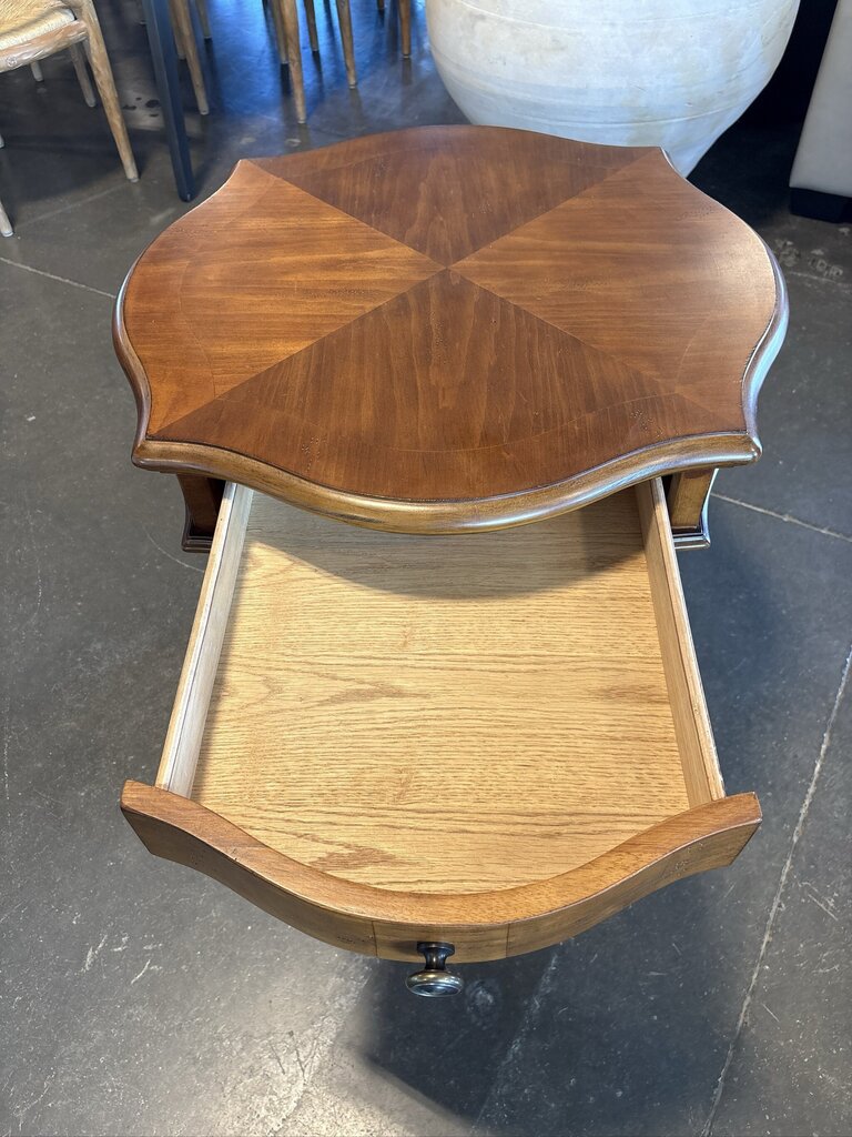 Traditional Serpentine Birch Drum Pedestal Table - 28X28X27H