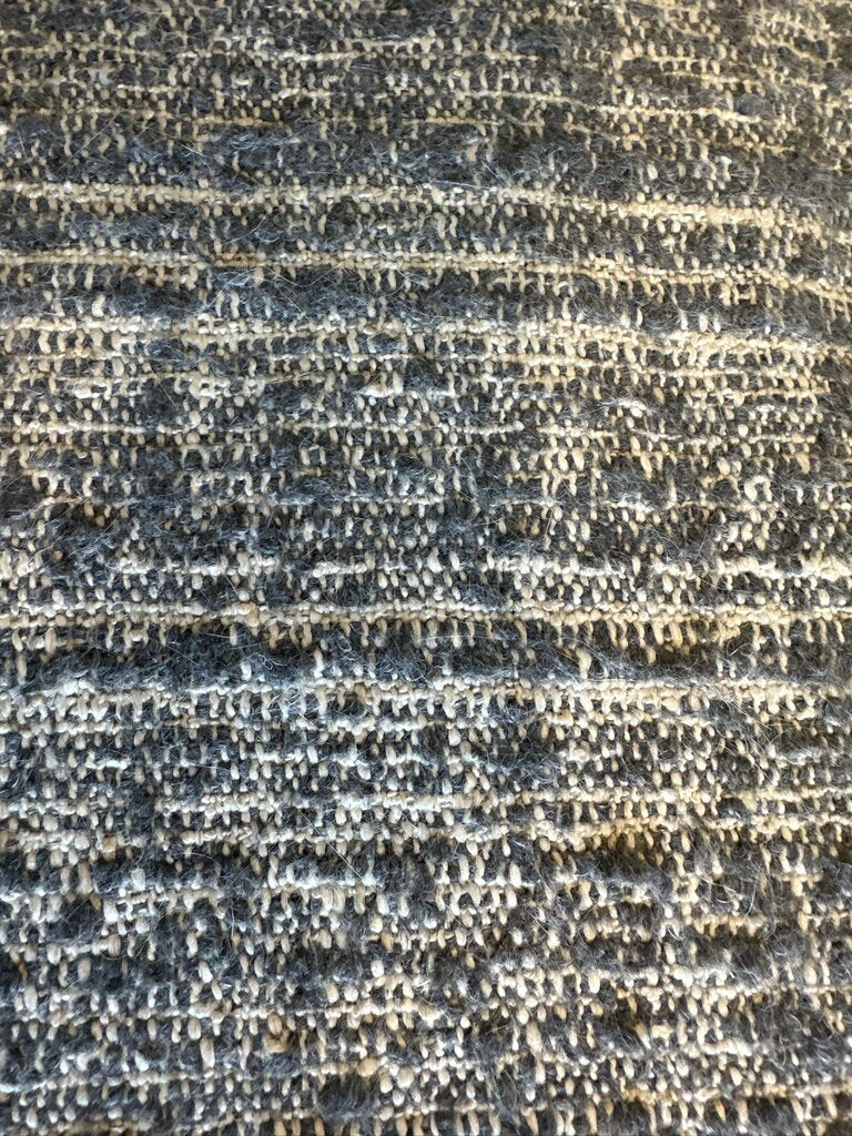 Kravet Gentry Swivel Chair- 39X34X30H