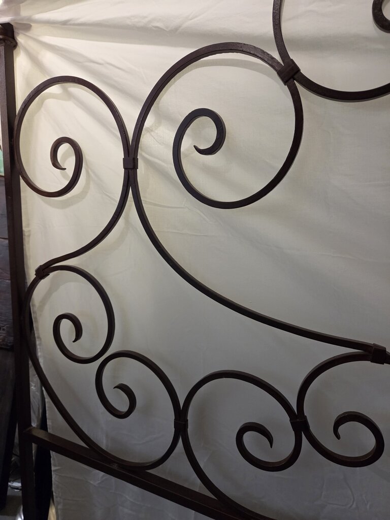 King Wrought Iron Scrolled Headboard- 78X2X71