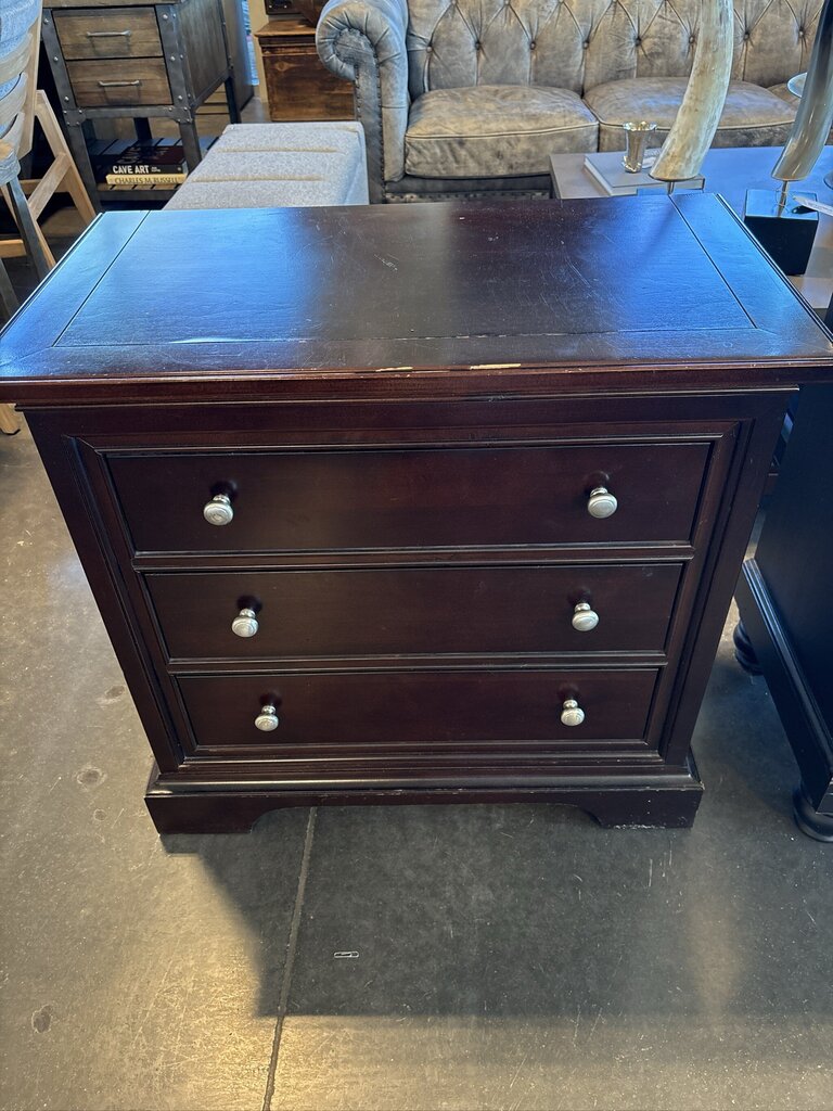 Stanley Dresser 3 Drawer Nightstand- 32X18X30H- AS IS